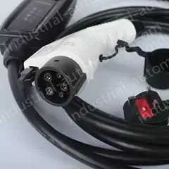 Type1 - UK Plug 13A-5m Leaf charging cable