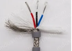 TRVVP Highly flexible 4 cores*1 square